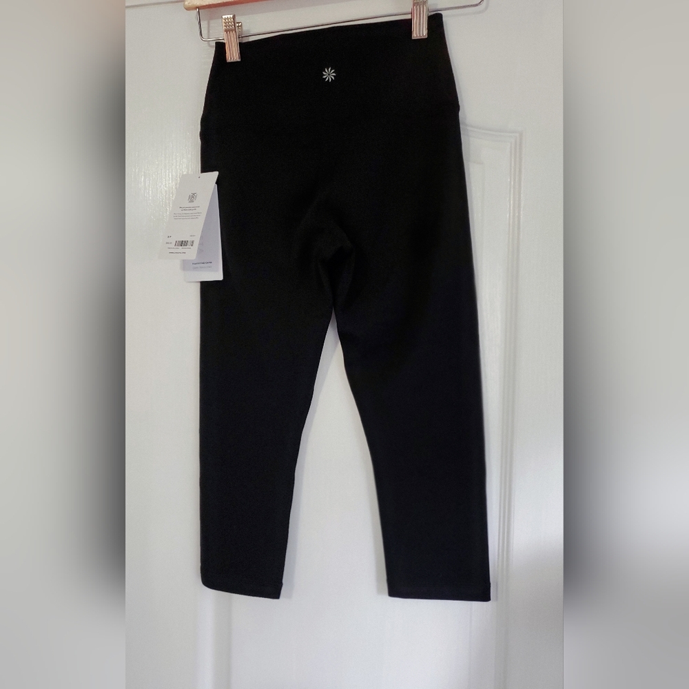 NWT Athleta Transcend High Rise Capri Size S/P In Black - Picture 2 of 8